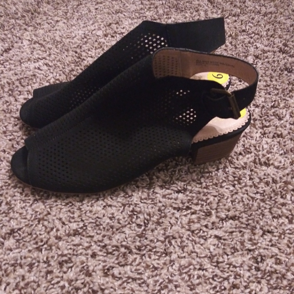 Peeptoe Slingbacks